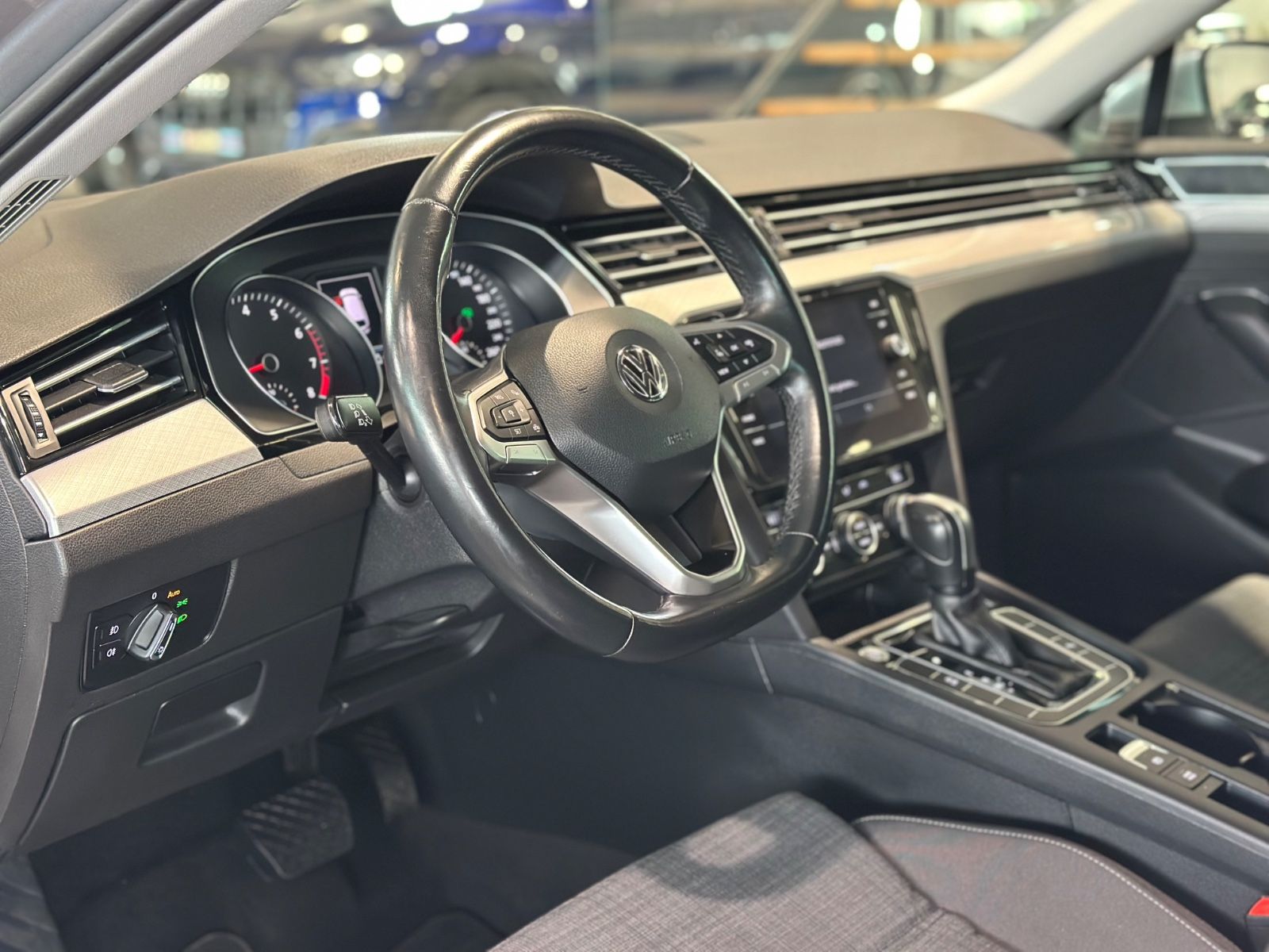 Volkswagen Passat Variant 1.5 TSI OPF DSG Business ACC/S-HE foto 15