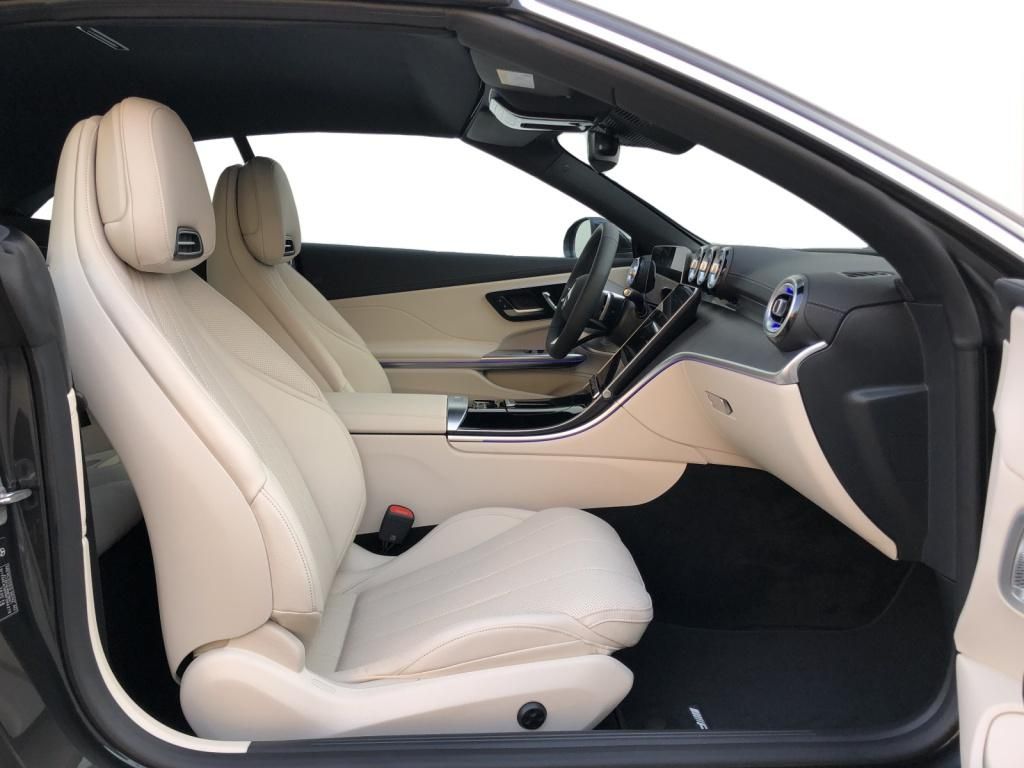 Mercedes-Benz CLE 300 4MATIC Cabriolet +AMGPremium+20Z+360° foto 4