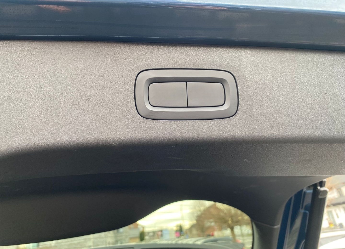 Lynk&Co 01 1.5 TD 192 kW El. Panodach Navi Memory Sitze  foto 21