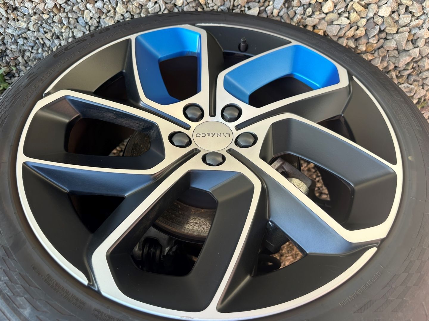 Lynk&Co 01 1.5 TD 192 kW El. Panodach Navi Memory Sitze  foto 25