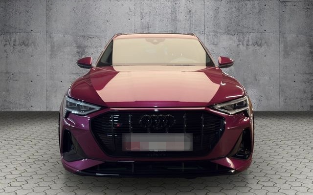 Audi e-tron S quattro Pano+Matrix+Head-Up+B&O+360° foto 2