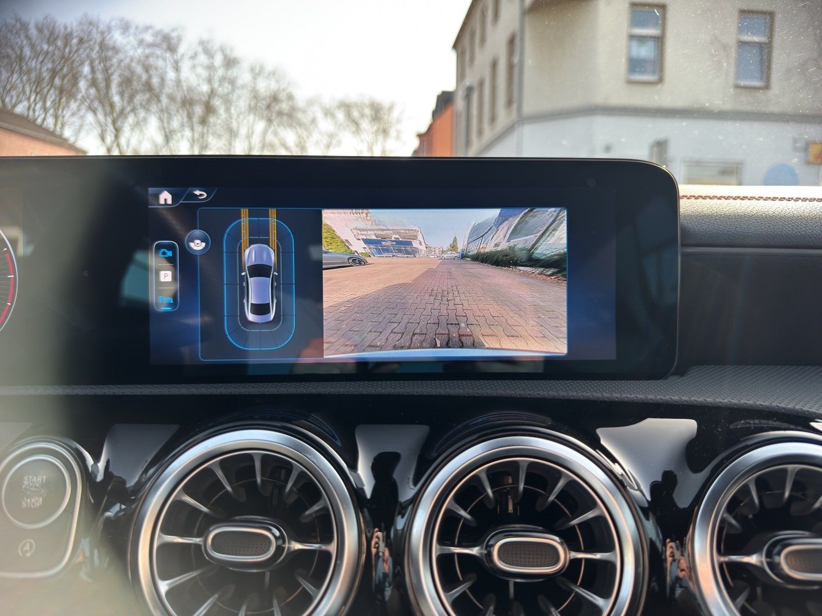 Mercedes-Benz CLA 200 d AMG Rückfahrkamera Ambiente Spurhalte foto 20
