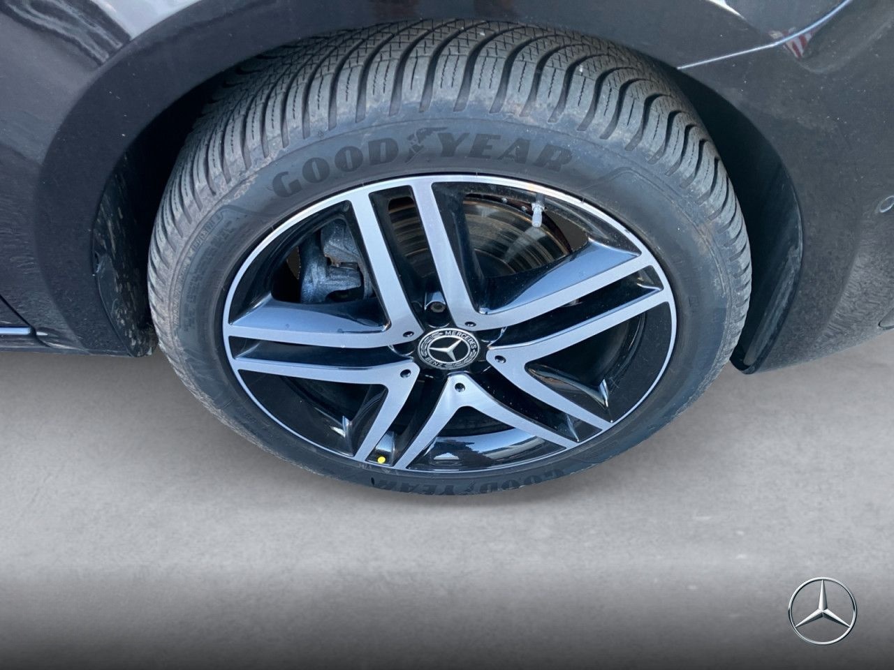 Mercedes-Benz V 300 d Lang AVANTGARDE+9G+AHK+StandHZ+Navi+DIS foto 5