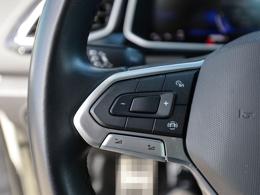 Volkswagen T-Roc R-Line 1.0 l TSI ACC LED SPURH. SHZ KLIMA foto 22