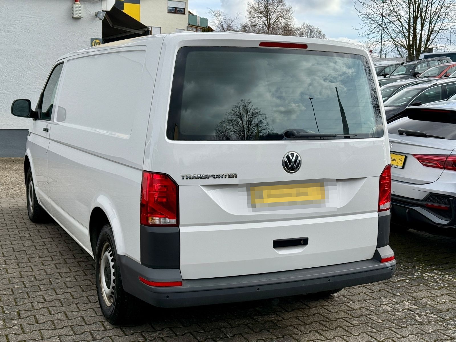 Volkswagen T6.1 Transporter Kasten lang AHK Stndhzg PDC foto 4