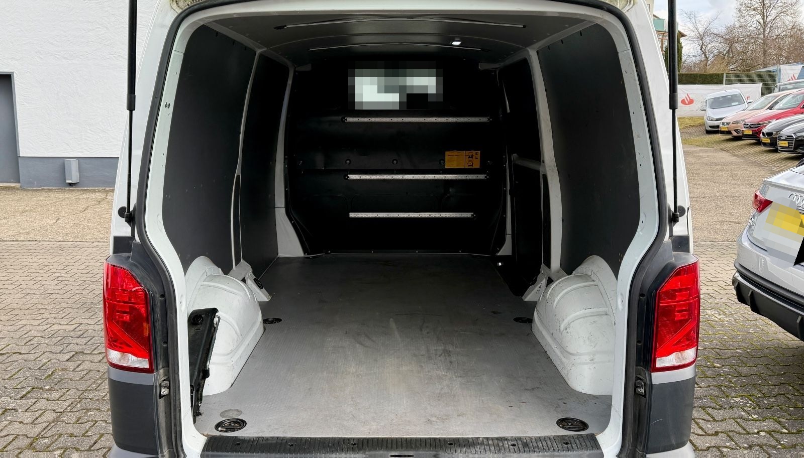 Volkswagen T6.1 Transporter Kasten lang AHK Stndhzg PDC foto 6