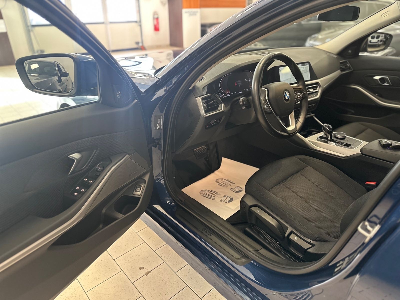 BMW 320d Aut/Navi/Sitzheizung/Tempomat/Harman&Kardon foto 12