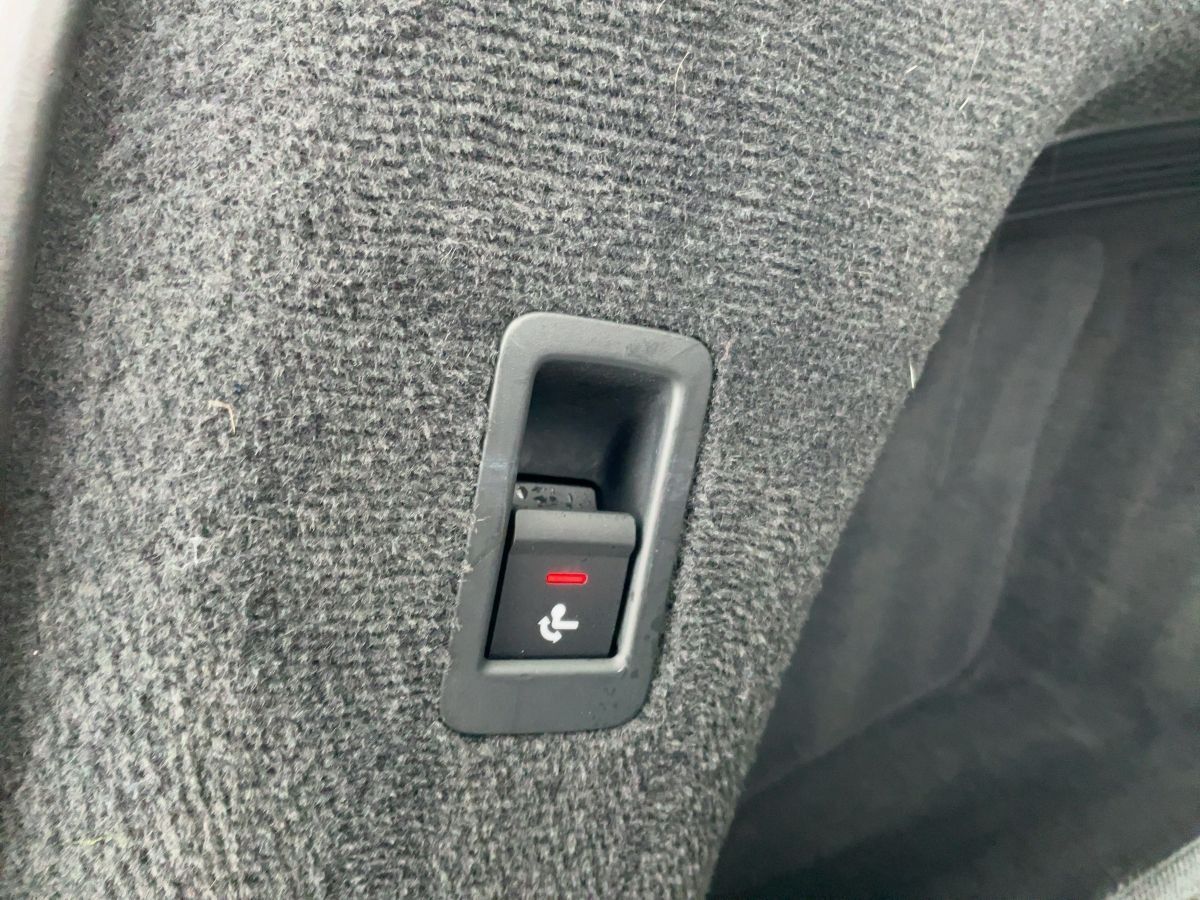 Audi A6 Avant 50 TDI QU SPORT LED+NAV+PDC+ACC+AHK+19" foto 16