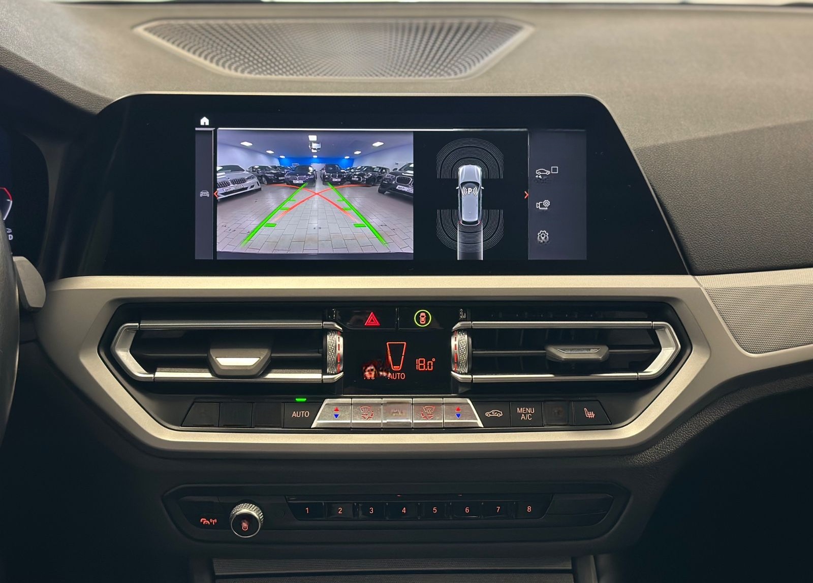 BMW 318d Advantage Aut/Navi/ParkAss/SitzHeiz/Tempoma foto 18