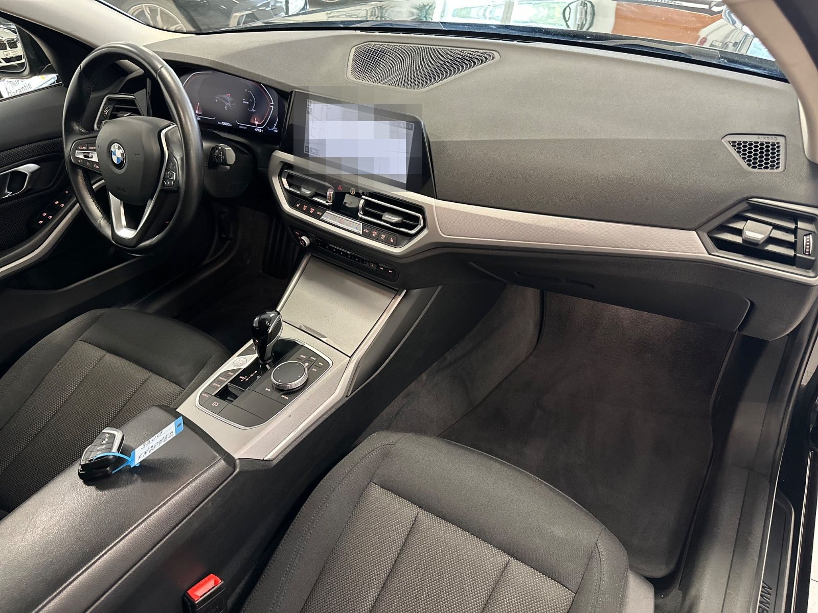 BMW 318d Advantage Aut/Navi/ParkAss/SitzHeiz/Tempoma foto 23