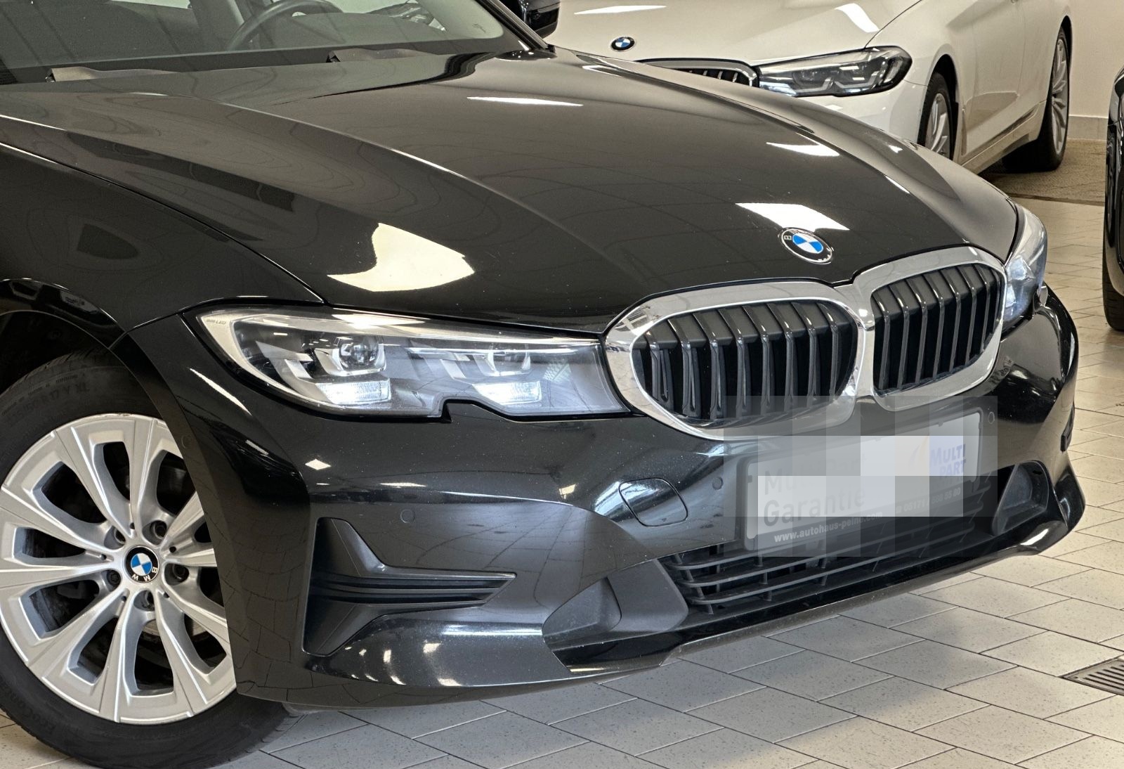 BMW 318d Advantage Aut/Navi/ParkAss/SitzHeiz/Tempoma foto 4