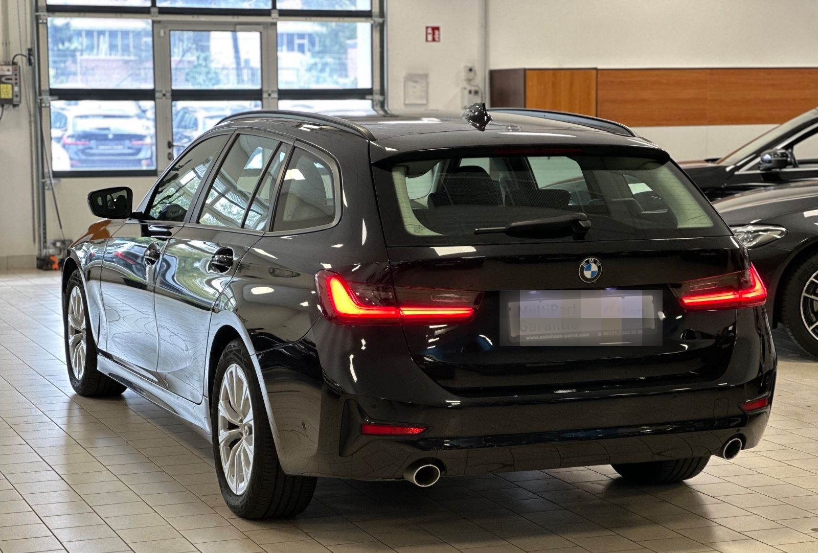 BMW 318d Advantage Aut/Navi/ParkAss/SitzHeiz/Tempoma foto 8