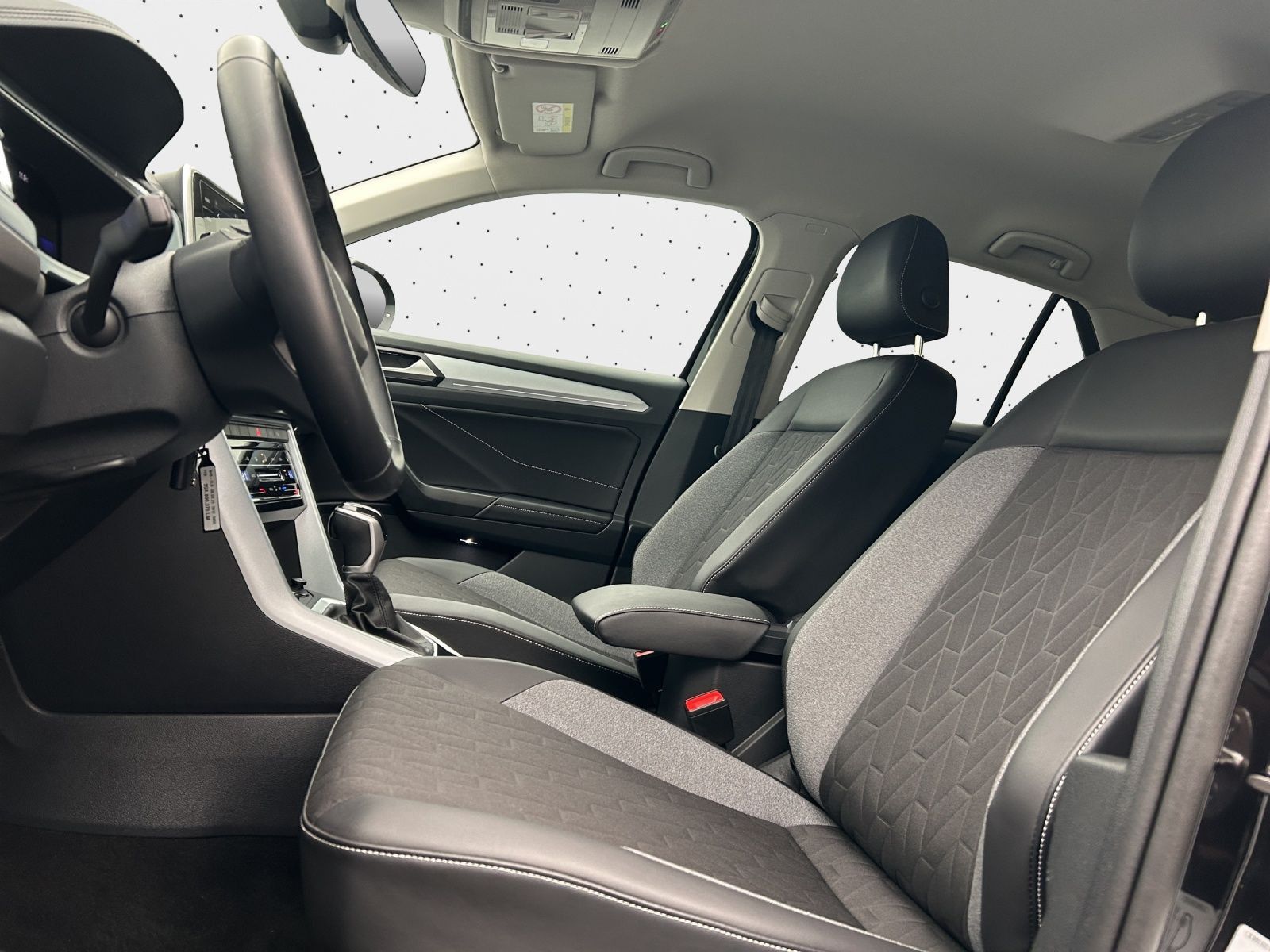 Volkswagen T-Roc 2.0 TDI DSG GOAL*LED*AHK*DIGITAL*NAVI*KAME foto 13