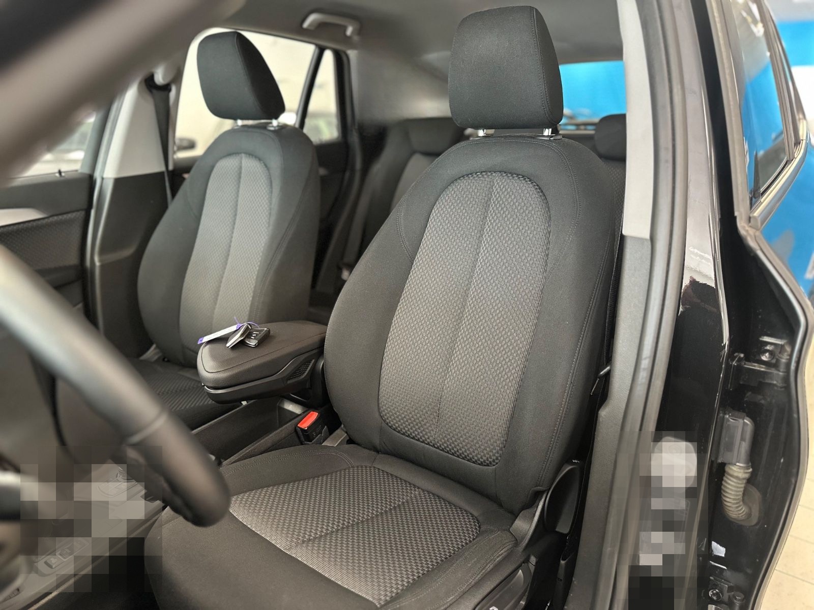 BMW X1 sDrive 18d Advantage Aut/Navi/SitzHz/Tempomat foto 16
