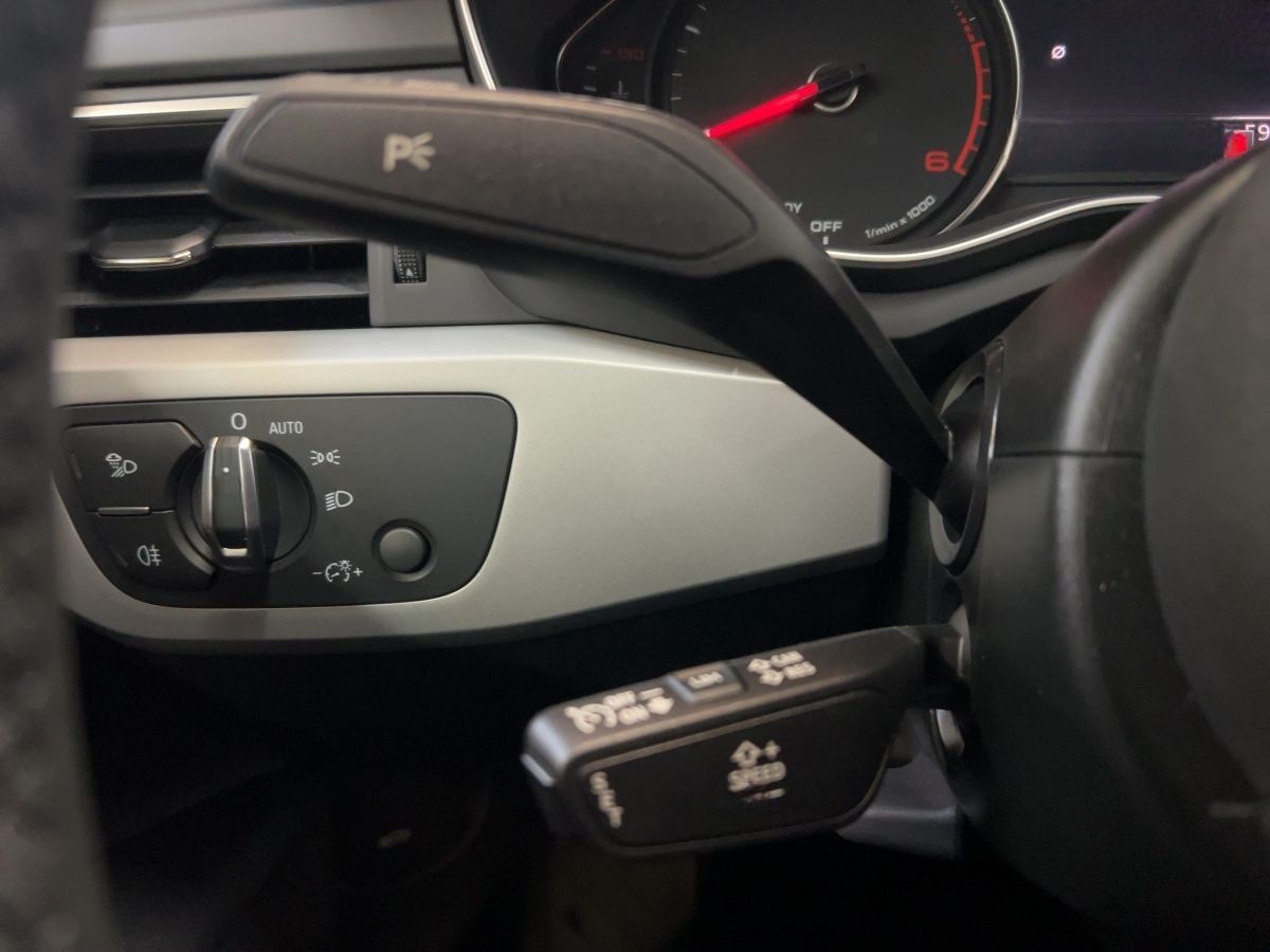 Audi A4 Avant 40 TDI advanced S tronic Navi PDC Sitzh foto 15