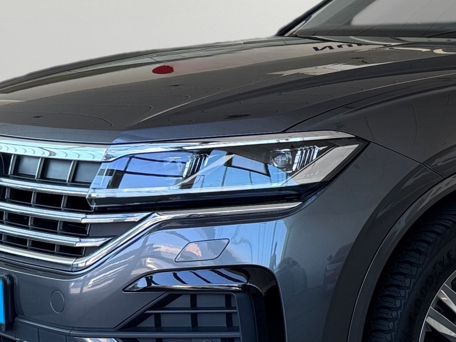 Volkswagen Touareg Elegance 3.0TDI +R-LINE+AHK+KAMERA+LUFT+ foto 6