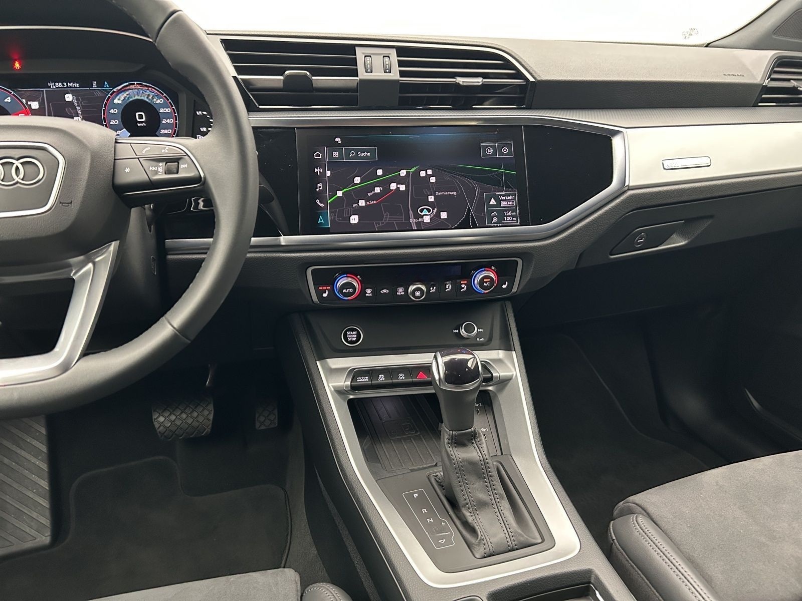 Audi Q3 Sportback 35 TDI S line*Navi*LED*Alu*AHK*PDC* foto 7