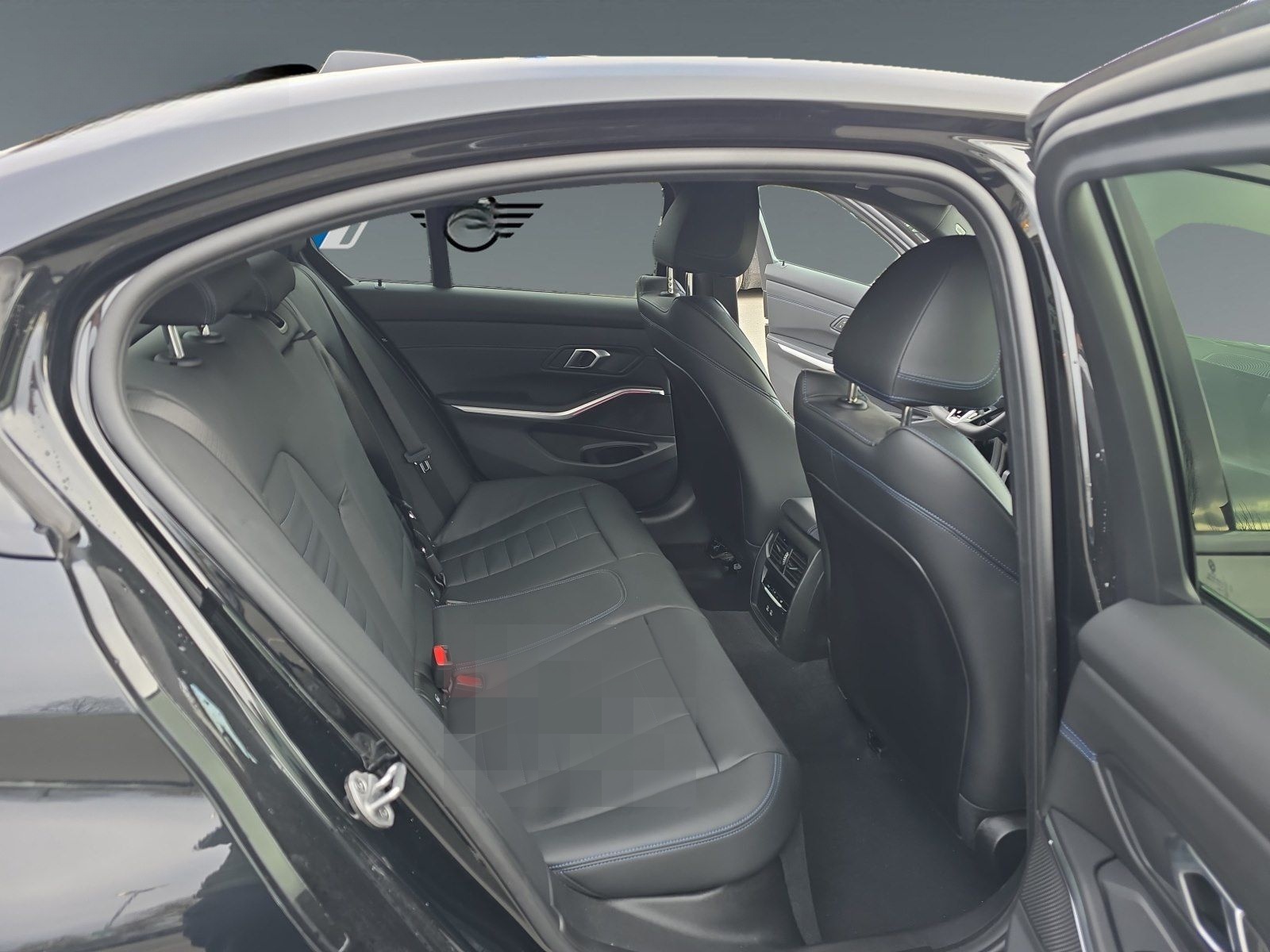 BMW 330i xDrive M Sportpaket*360 Kamera*ACC*Live Coc foto 14