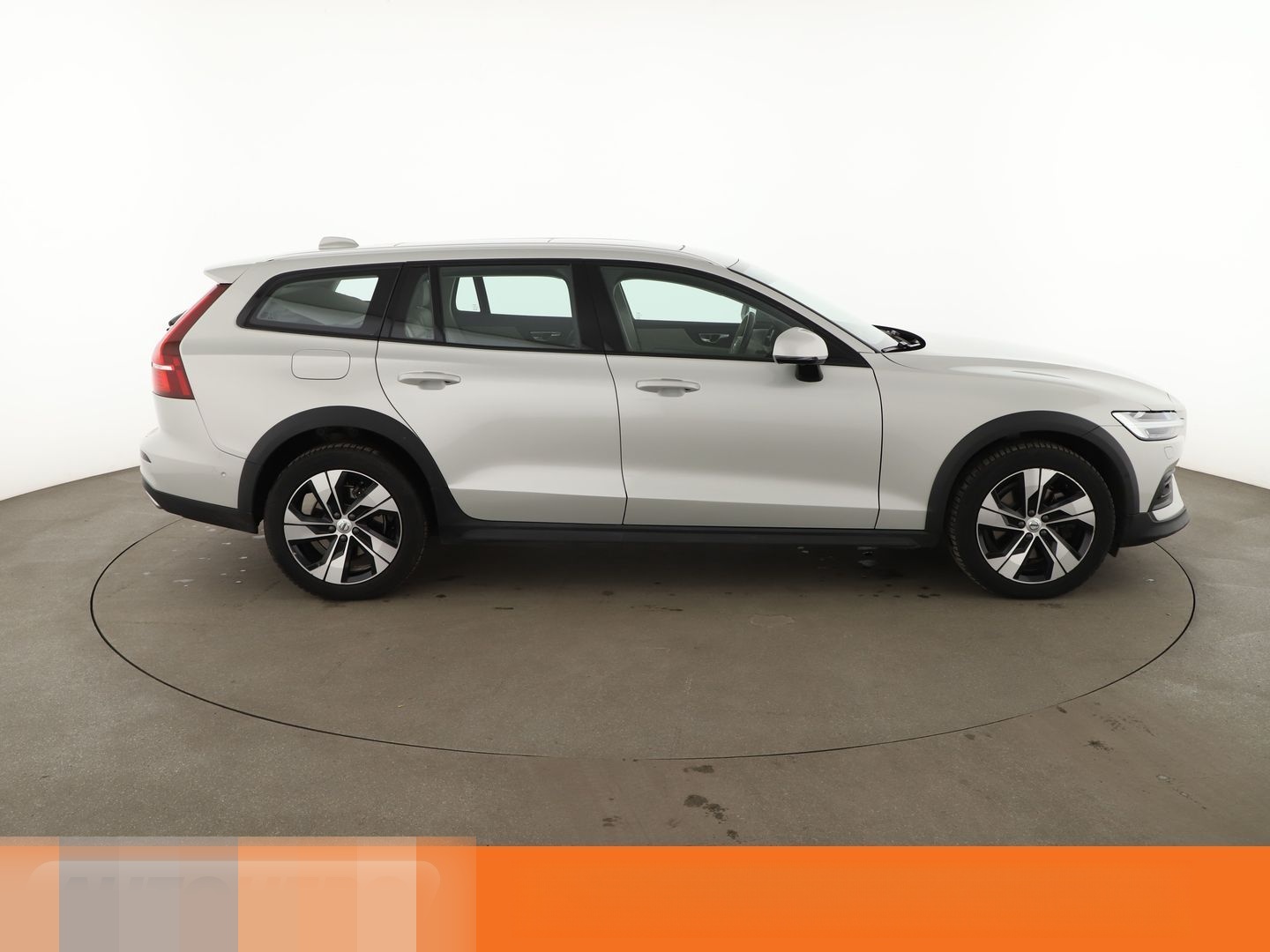 Volvo V60 Cross Country 2.0 B4 Pro AWD Aut.*NAVI*TEMP* foto 7
