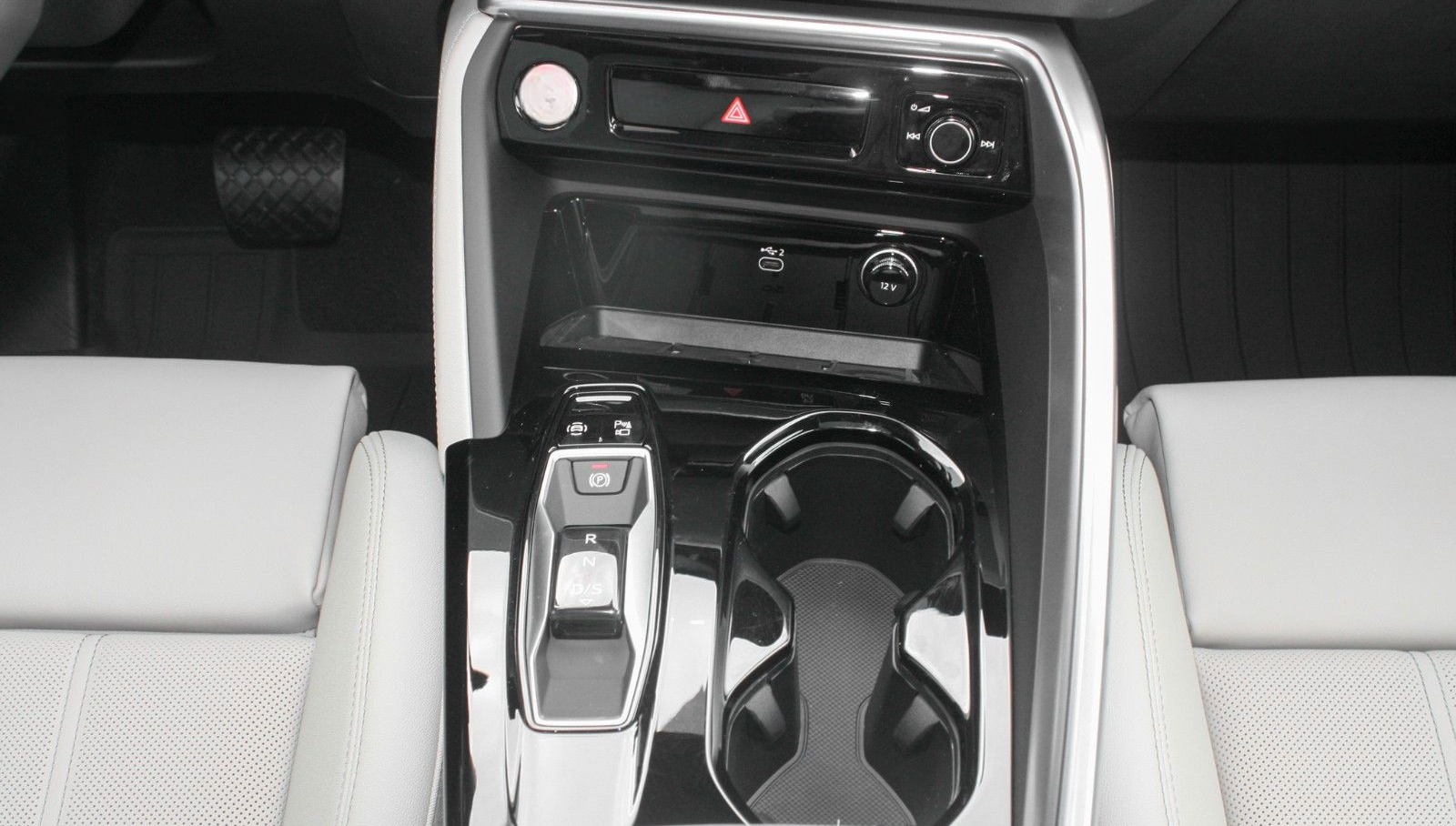 Audi Q5 40 TDI SLINE.PANO.PASS.DISPLAY.NEU MODELL foto 16
