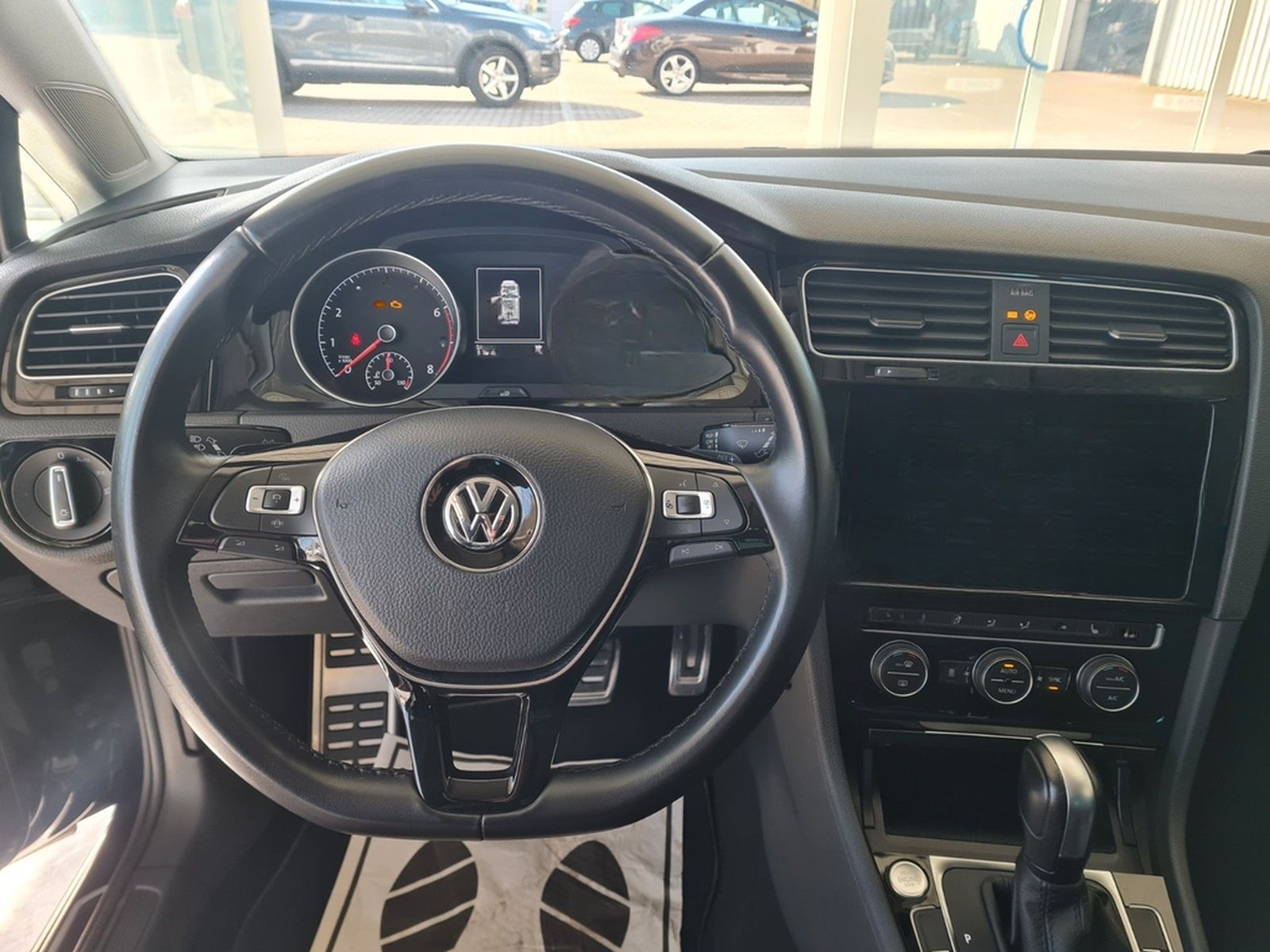 Volkswagen Golf VII Lim. IQ.DRIVE Start-Stopp foto 18