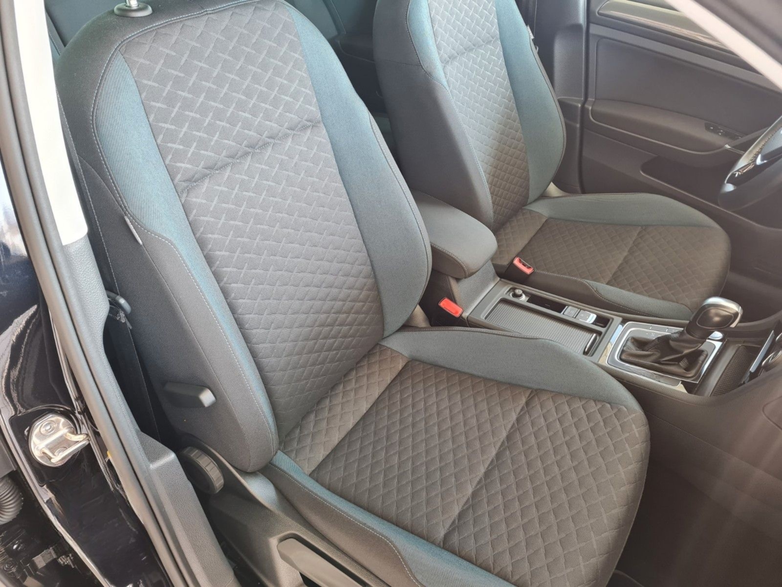 Volkswagen Golf VII Lim. IQ.DRIVE Start-Stopp foto 23