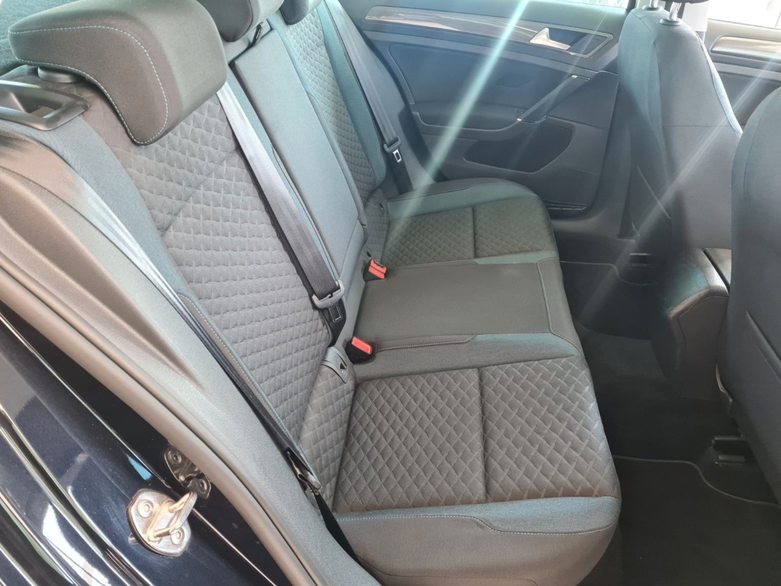 Volkswagen Golf VII Lim. IQ.DRIVE Start-Stopp foto 25