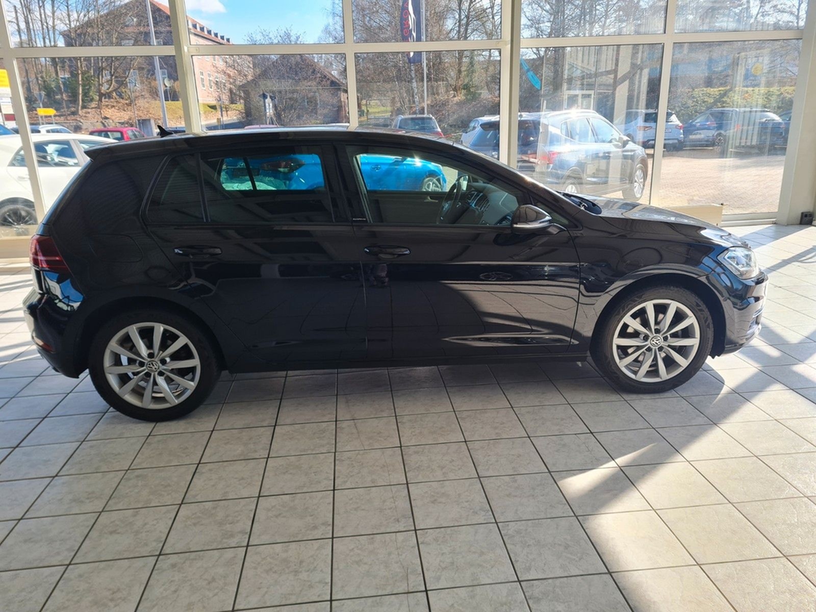 Volkswagen Golf VII Lim. IQ.DRIVE Start-Stopp foto 5