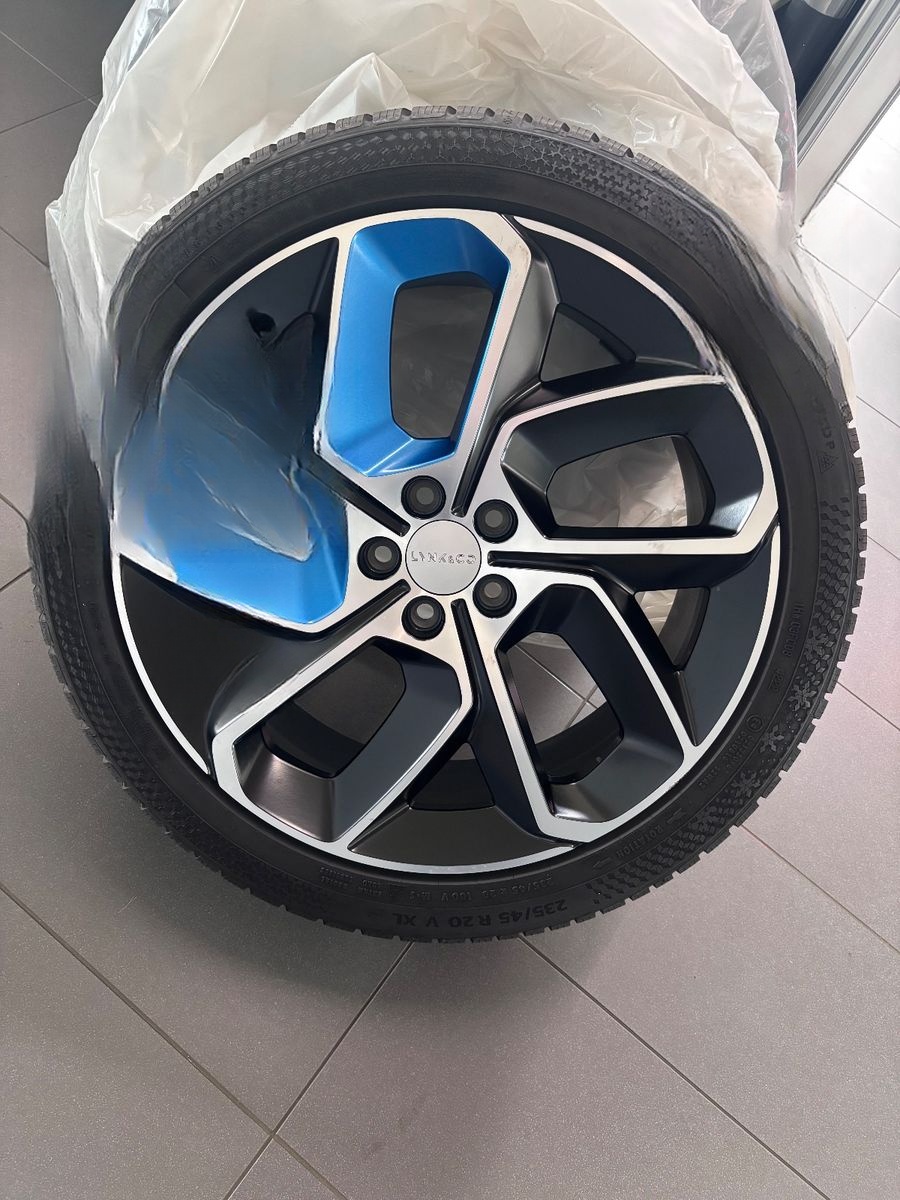 Lynk&Co 01 PHEV Automatik Plug In Hybrid 360°Kamera foto 17