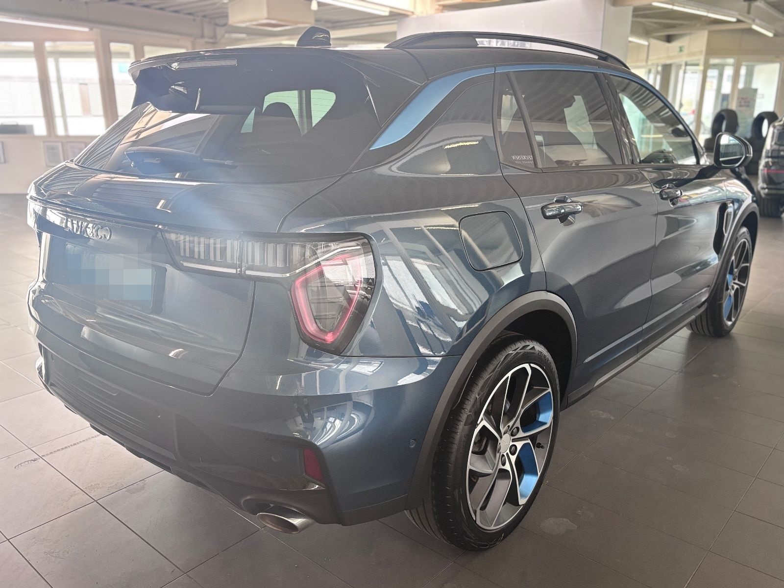 Lynk&Co 01 PHEV Automatik Plug In Hybrid 360°Kamera foto 4