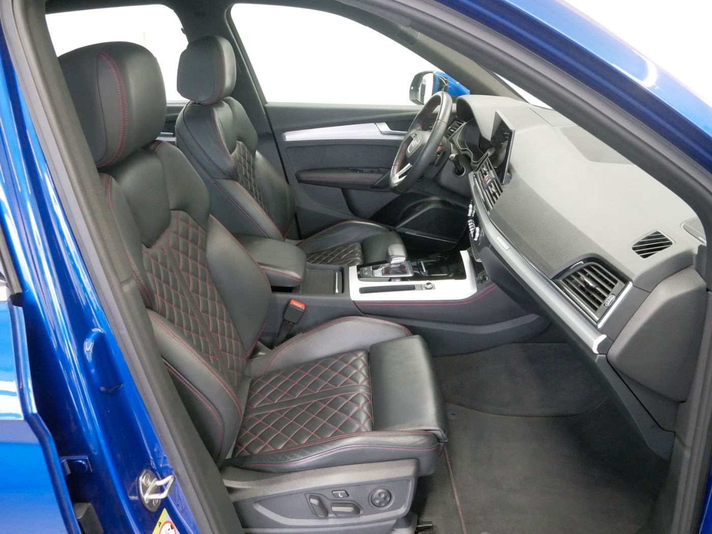 Audi Q5 40 TDI quattro S line S tro. MATRIX AHK PANO foto 9