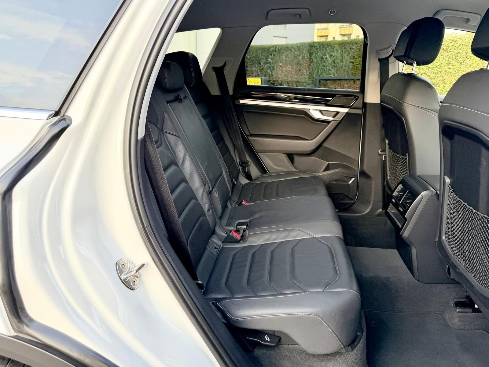 Volkswagen Touareg 3.0 V6 TDI Elegance 4Motion *LEDER*AHK* foto 14