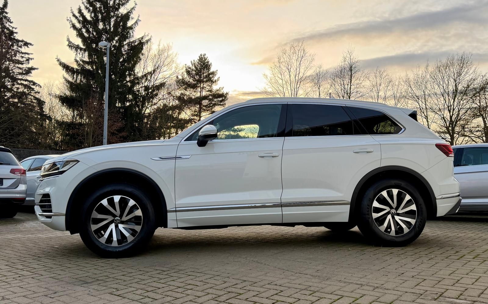 Volkswagen Touareg 3.0 V6 TDI Elegance 4Motion *LEDER*AHK* foto 3