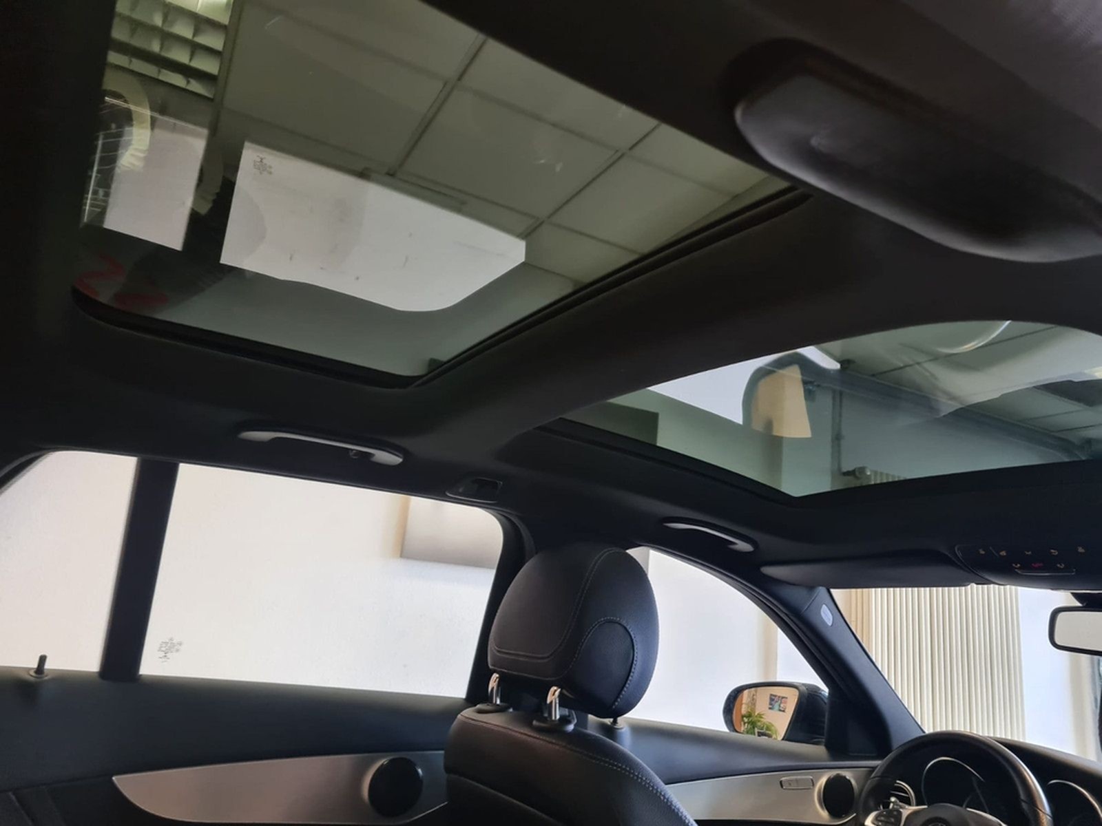 Mercedes-Benz C 250 T / AMG / NAVI / LEDER / PANORAMADACH foto 12