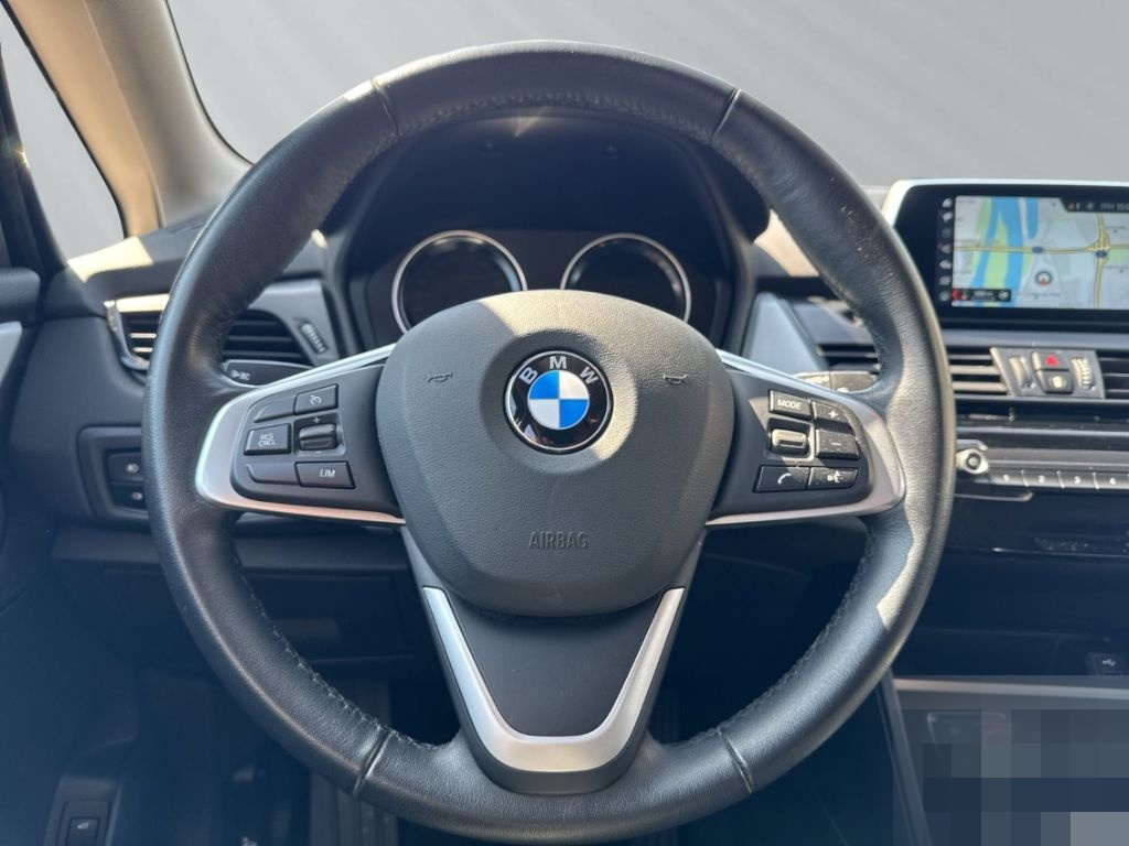 BMW 218 Gran Tourer d HiFi RFK Sportsitze LED elektr foto 12