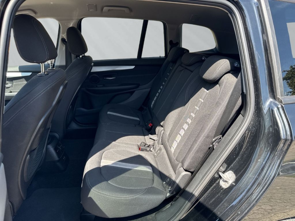 BMW 218 Gran Tourer d HiFi RFK Sportsitze LED elektr foto 9