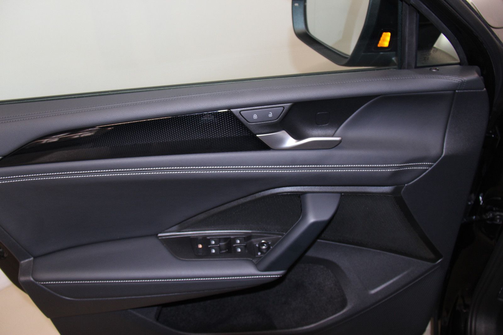 Volkswagen Tiguan 1.5 eTSI Goal HD-MATRIX HUD NAV AHK 360° foto 12