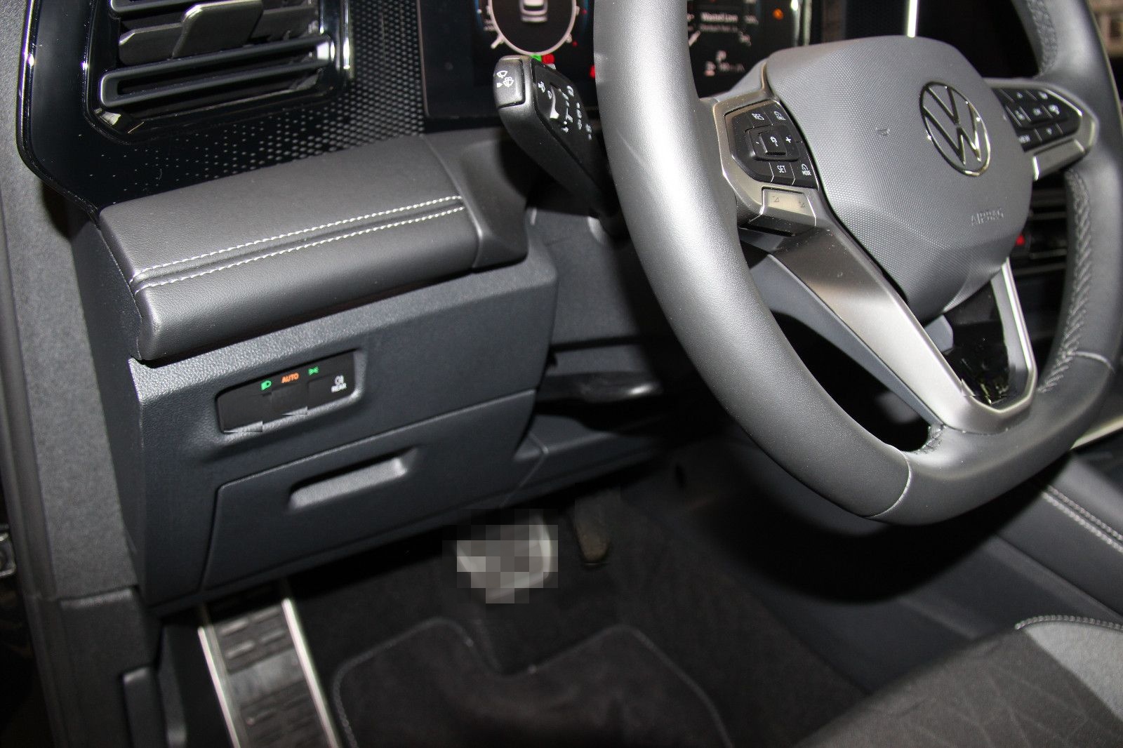 Volkswagen Tiguan 1.5 eTSI Goal HD-MATRIX HUD NAV AHK 360° foto 13