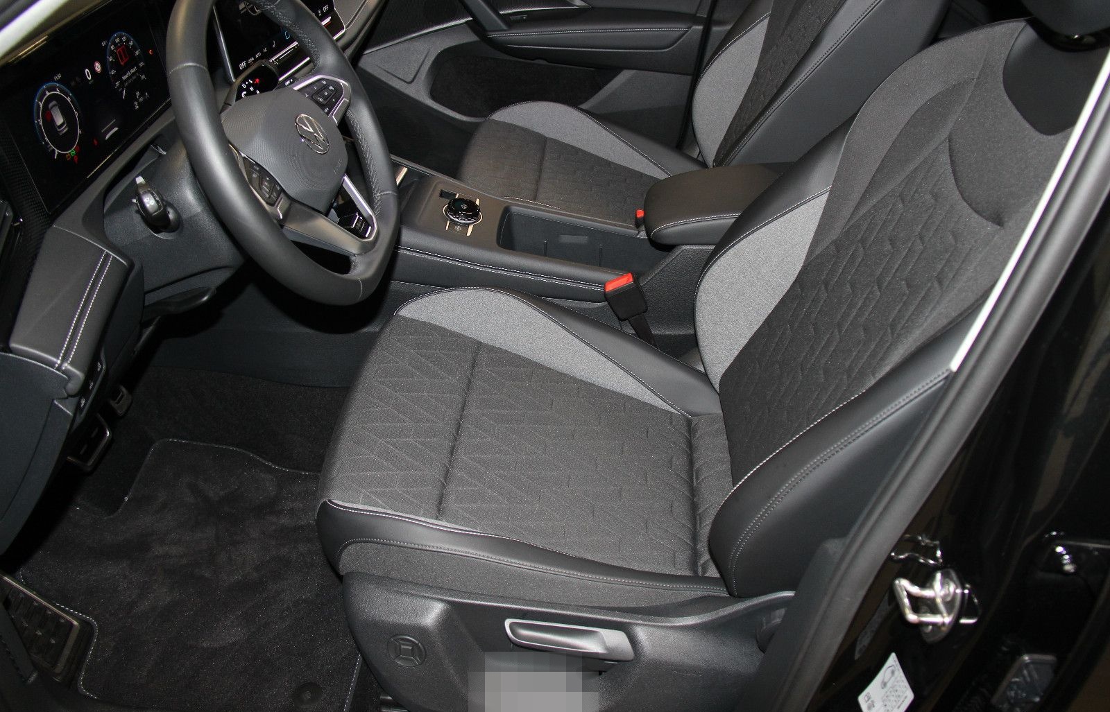 Volkswagen Tiguan 1.5 eTSI Goal HD-MATRIX HUD NAV AHK 360° foto 23