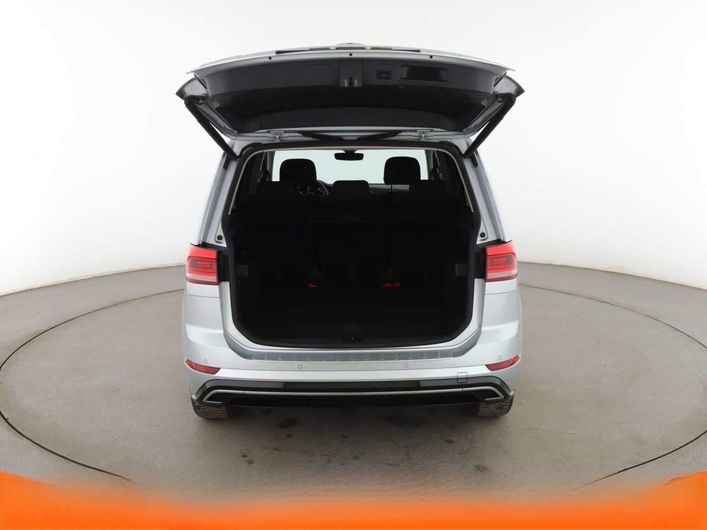 Volkswagen Touran 1.5 TSI ACT Highline BM Aut.*NAVI*LED*ACC foto 17