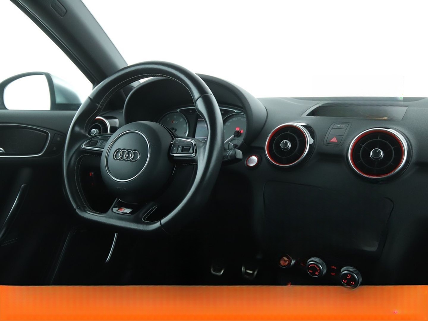 Audi S1 2.0 TFSI quattro*NAVI*XENON*TEMPO*PDC* foto 13