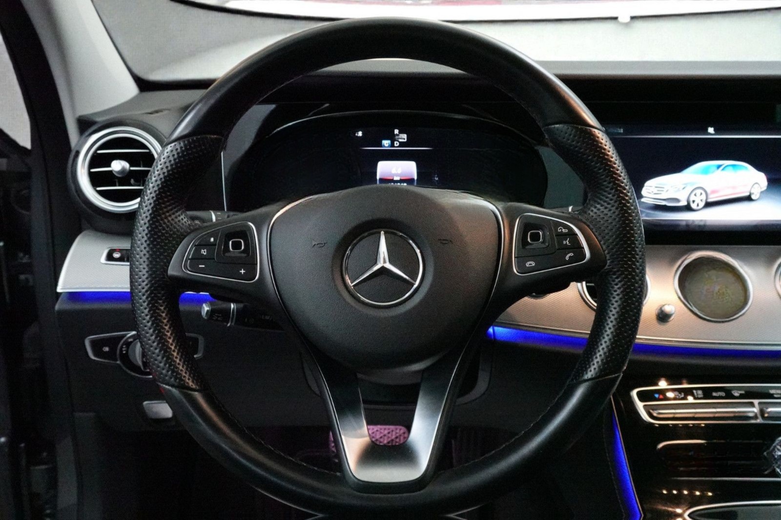 Mercedes-Benz E 300 LIMO AVANTGARDE x2*ACC*STD-HZG*360*BEAM foto 19