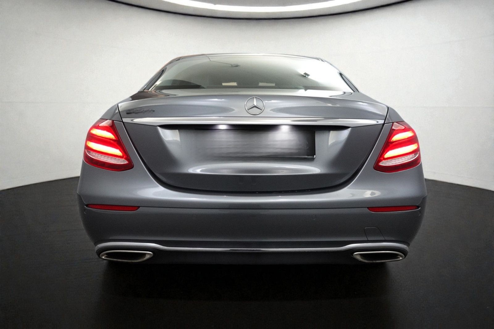 Mercedes-Benz E 300 LIMO AVANTGARDE x2*ACC*STD-HZG*360*BEAM foto 6