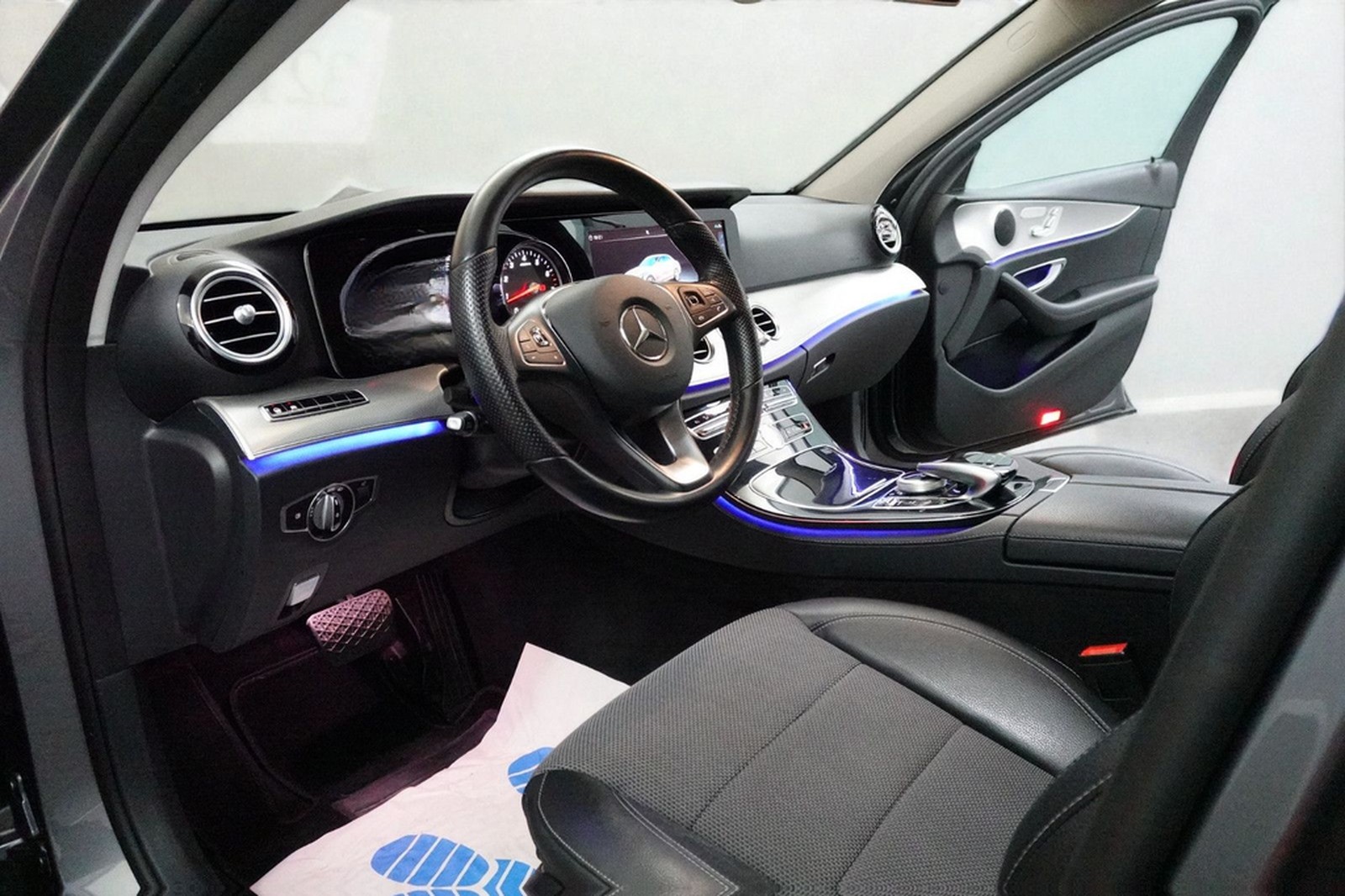 Mercedes-Benz E 300 LIMO AVANTGARDE x2*ACC*STD-HZG*360*BEAM foto 9