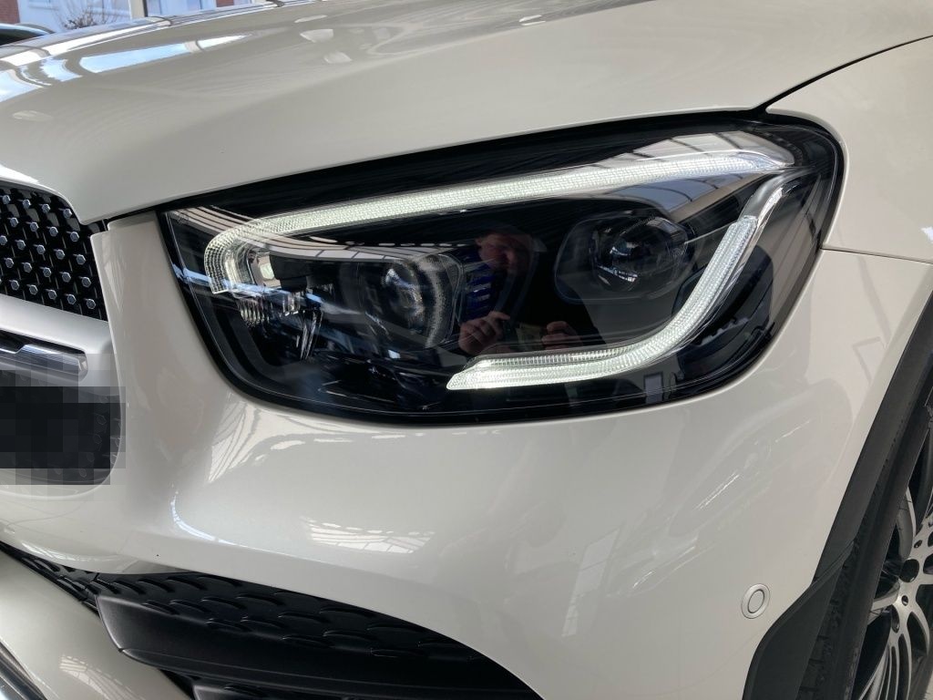Mercedes-Benz GLC 200 4M AMG+MBUX+Ambiente+Designo+Burmester foto 3