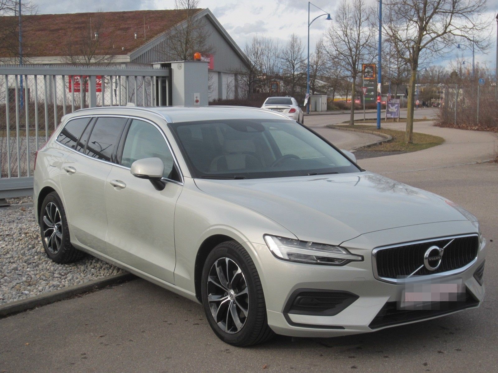 Volvo V60 D4 Momentum foto 16