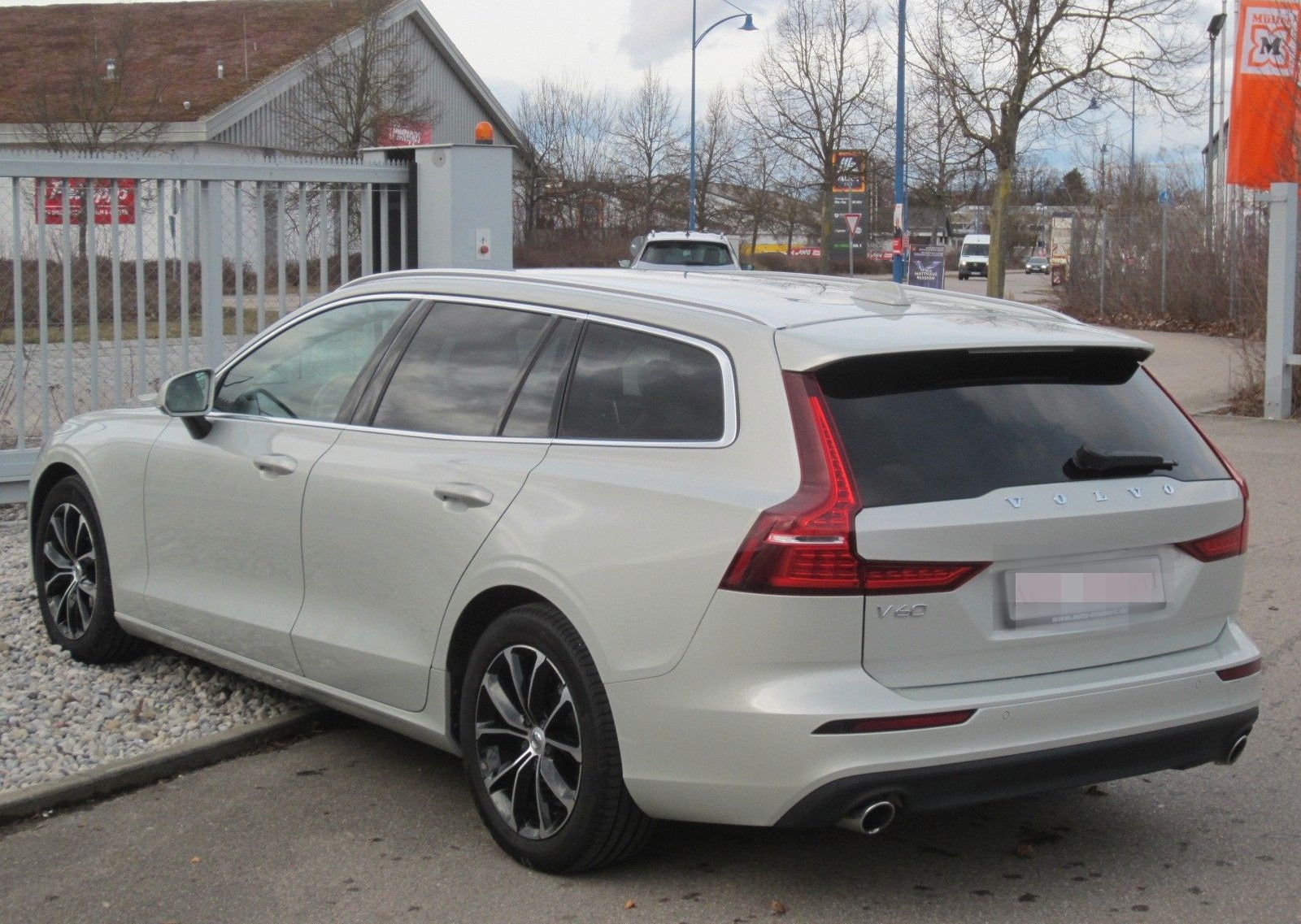 Volvo V60 D4 Momentum foto 18
