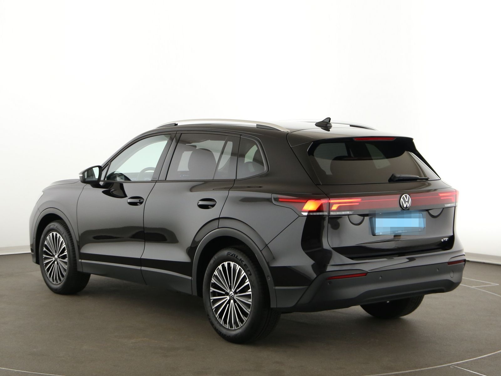 Volkswagen Tiguan 1.5eTSI 130PS DSG LIFE Navi RFK ACC LED P foto 5