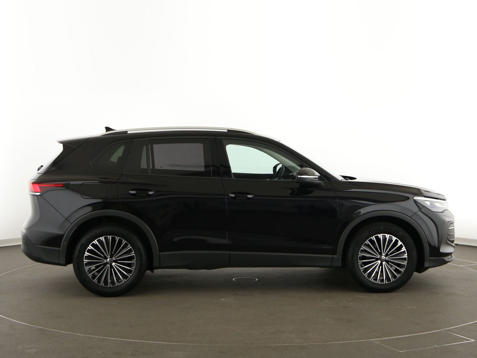 Volkswagen Tiguan 1.5eTSI 130PS DSG LIFE Navi RFK ACC LED P foto 8