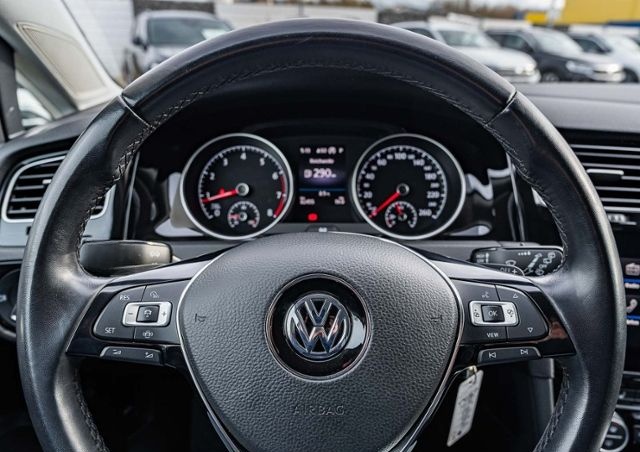 Volkswagen Golf VII 1.5 TSI DSG Highline *R-LINE*LED*NAVI* foto 17